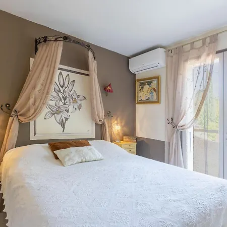 Tatil Evi Cozy In With Wifi Bédarrides